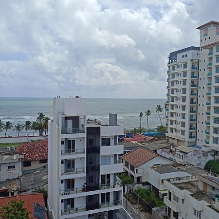 Marine Breeze Wellawatte Apartment Colombo Exterior photo